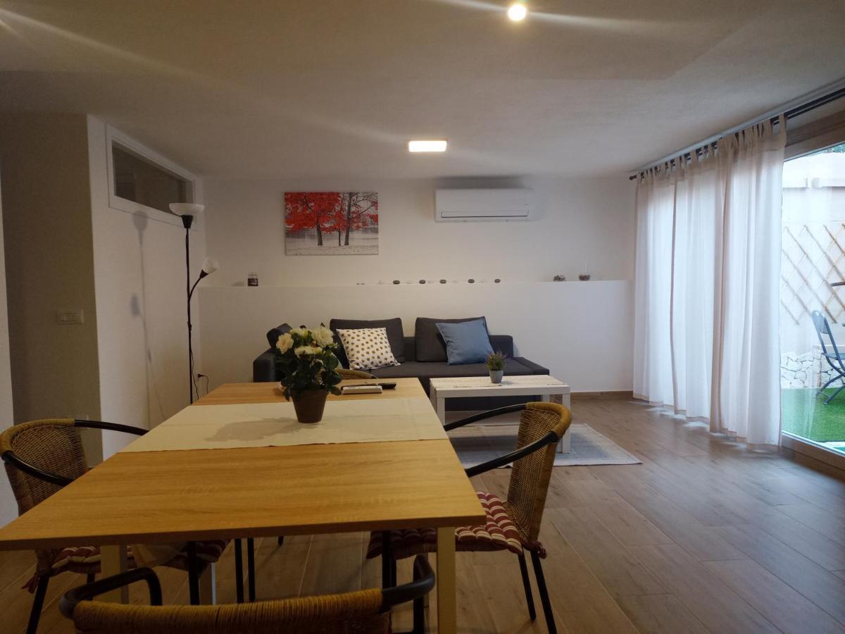 Vacanze Nella Casetta Pula Zewnętrze zdjęcie